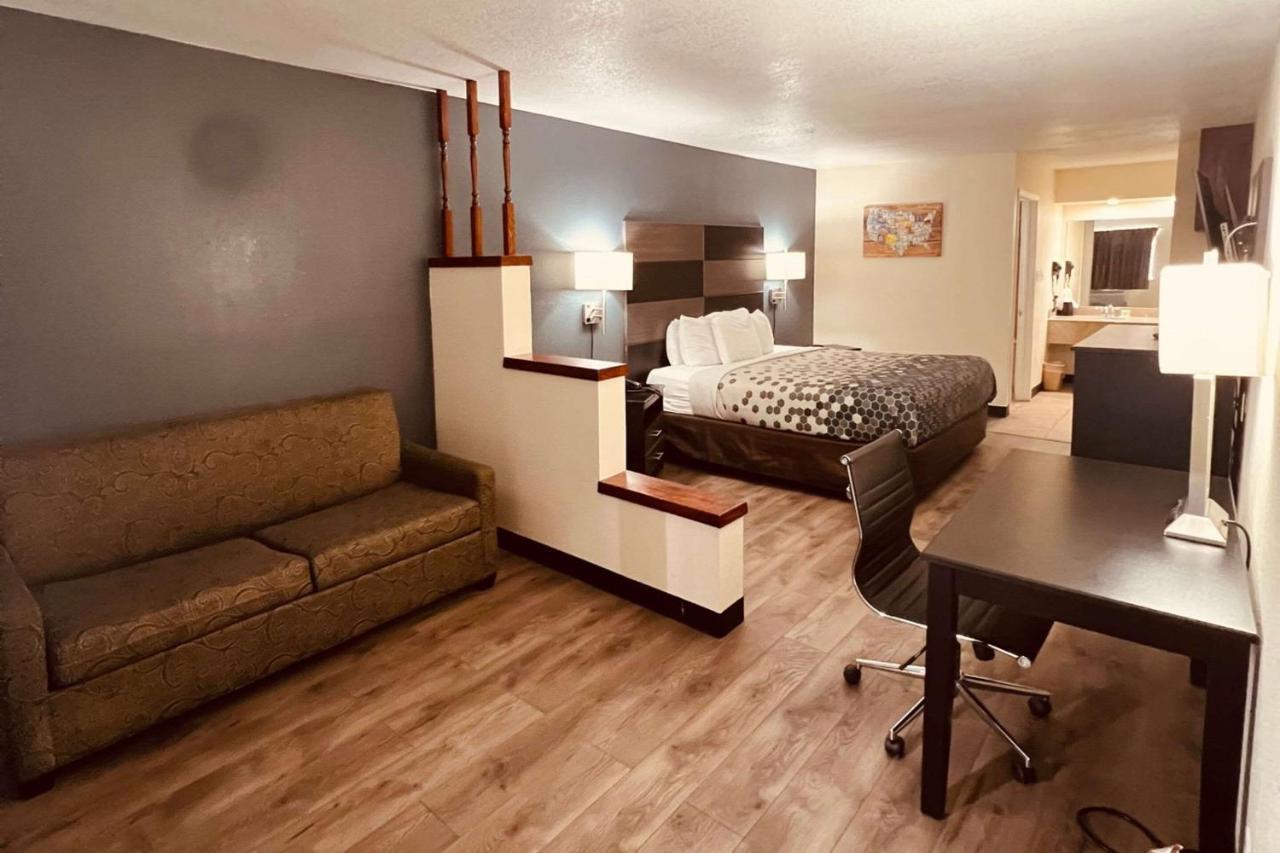 Econo Lodge Inn&Suites San Antonio Esterno foto