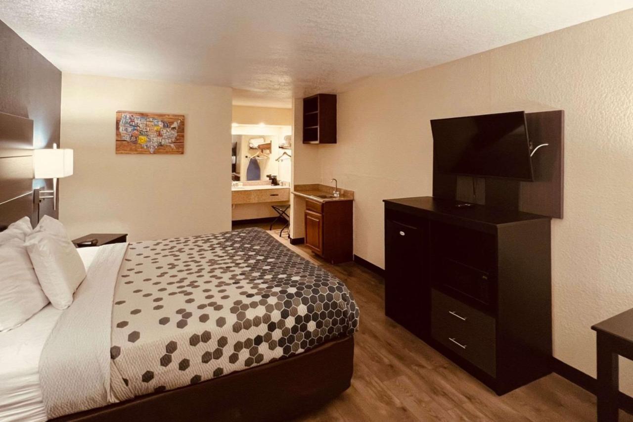 Econo Lodge Inn&Suites San Antonio Esterno foto